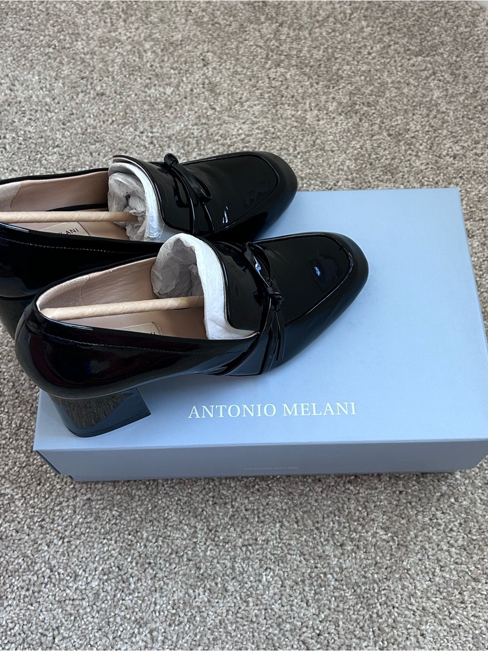 Antonio Melani Ahmber Black Patent Leather Block Heel Loafer Pumps Size 8M - Picture 11 of 13